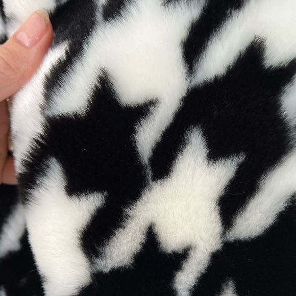 CeCe L'amour Women's Size M faux-Fur Houndstooth-Print Jacket, Black, NWOT - Picture 4 of 7